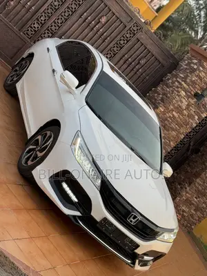 Honda Accord EX 4dr Sedan FWD (2.4L 4cyl 2A) 2017 White