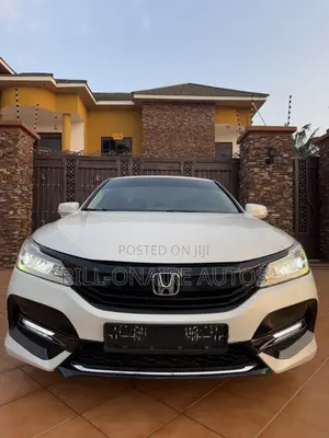 Honda Accord EX 4dr Sedan FWD (2.4L 4cyl 2A) 2017 White