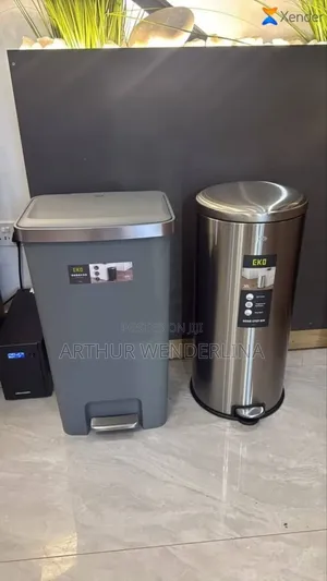Dusbin for Throwing Trash Inside