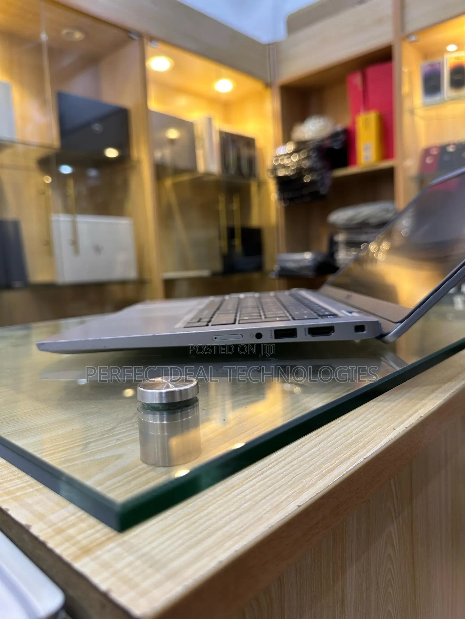 New Laptop Dell Latitude 5320 16GB Intel Core i5 SSD 512GB