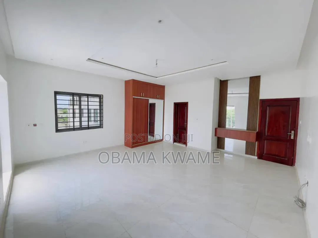 4bdrm House in Laryea Homes, Lake Side Estate for sale