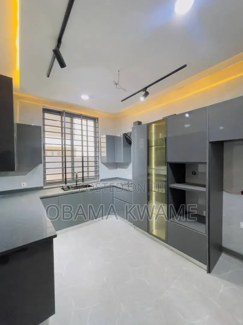 4bdrm House in Laryea Homes, Lake Side Estate for sale