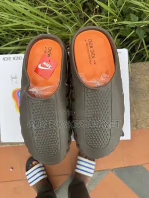 Nike Mind Slipper