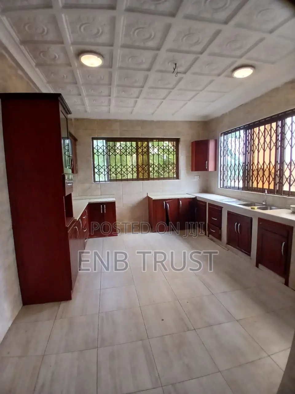 4bdrm House in Ofankor Barrier, Post Office Area for rent