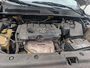 Toyota RAV4 2010 Silver