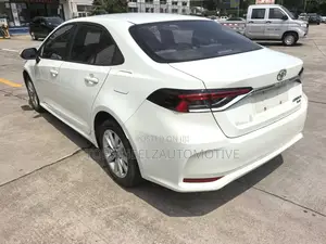 Toyota Corolla 2023 White