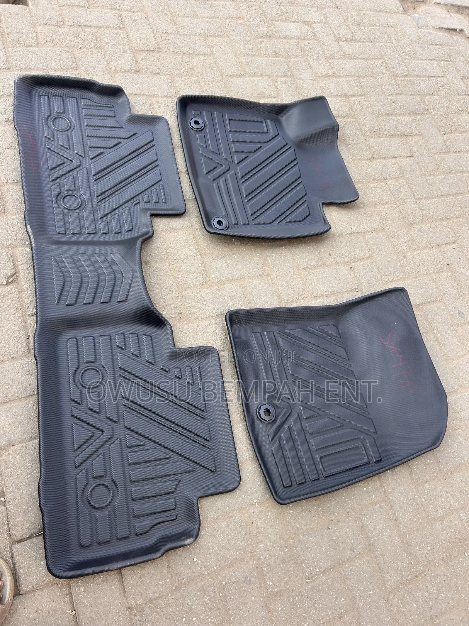Hyundai Santafe 3-D Floor Mat