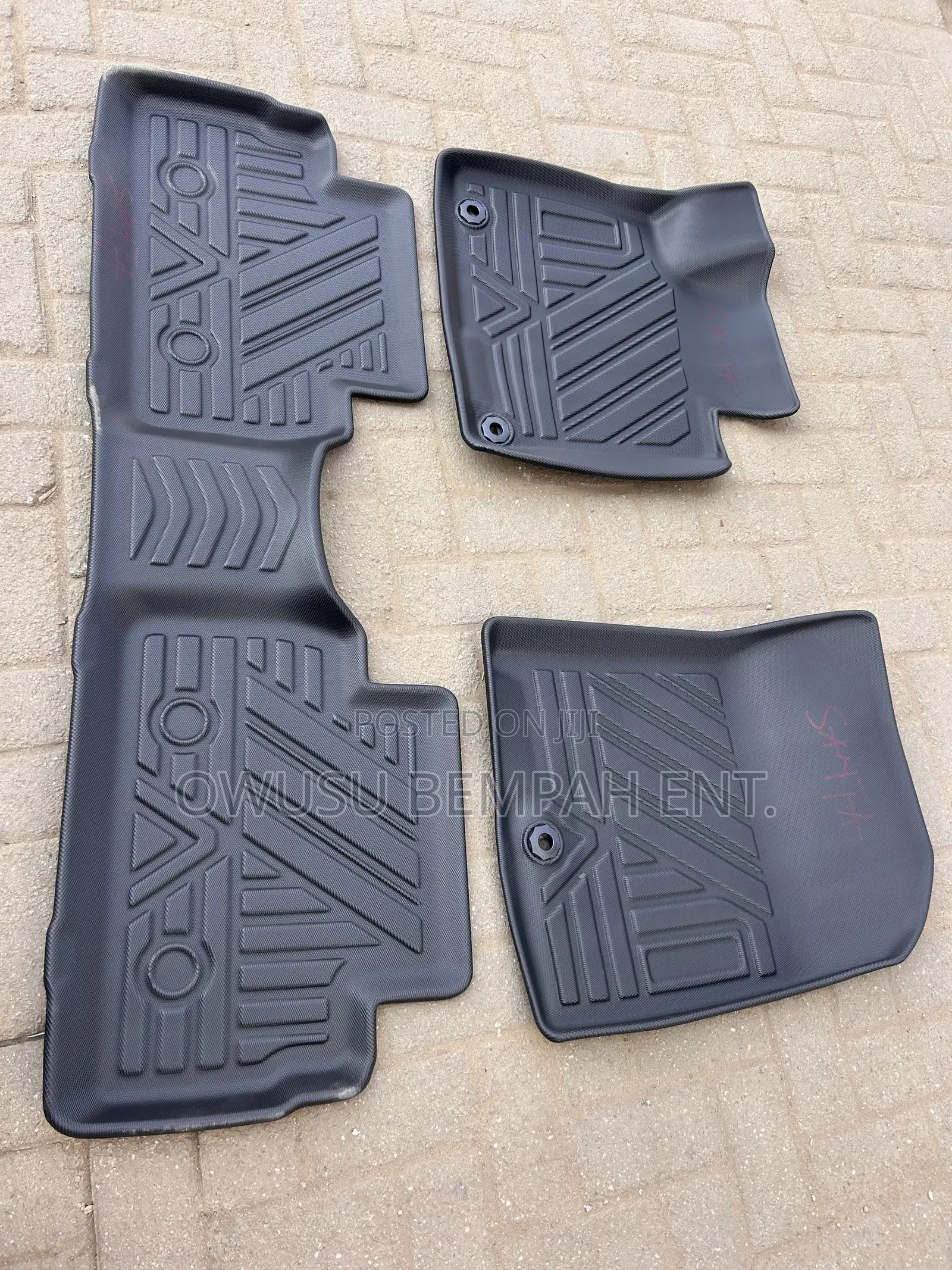 Hyundai Santafe 3-D Floor Mat