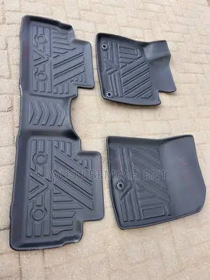 Hyundai Santafe 3-D Floor Mat