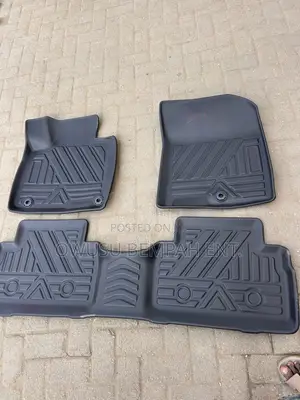 Hyundai Santafe 3-D Floor Mat