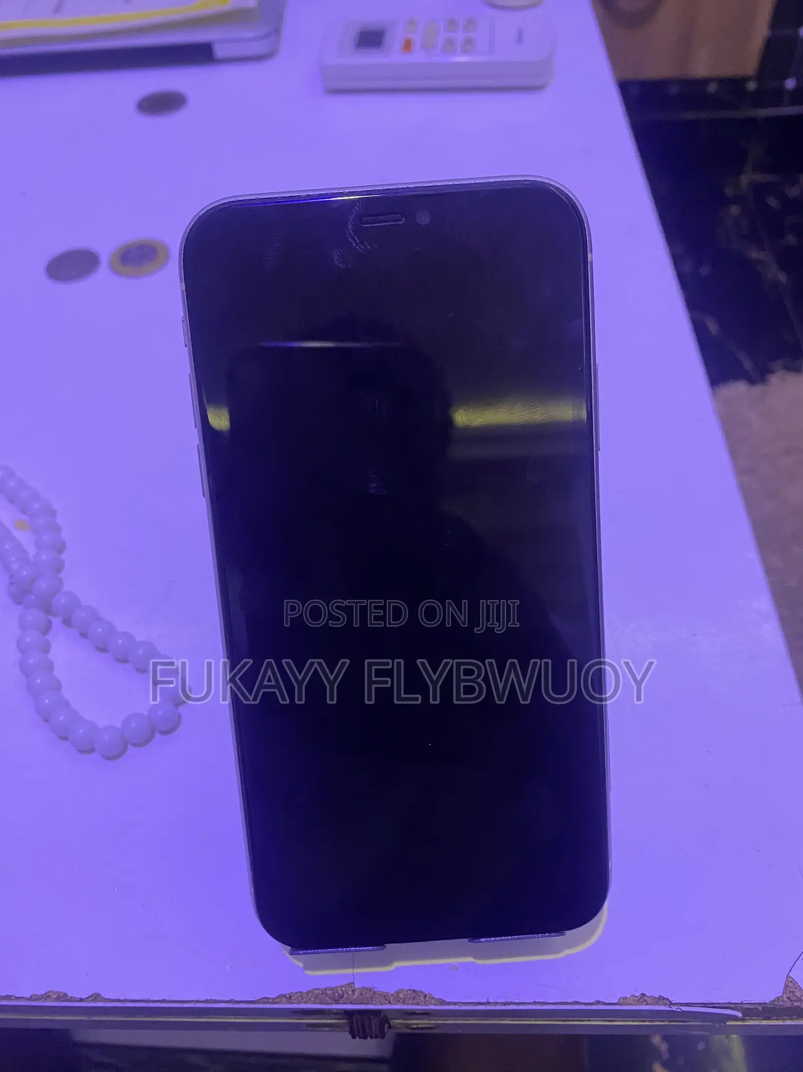 Apple iPhone 11 64 GB White