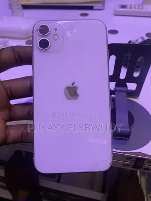 Apple iPhone 11 64 GB White