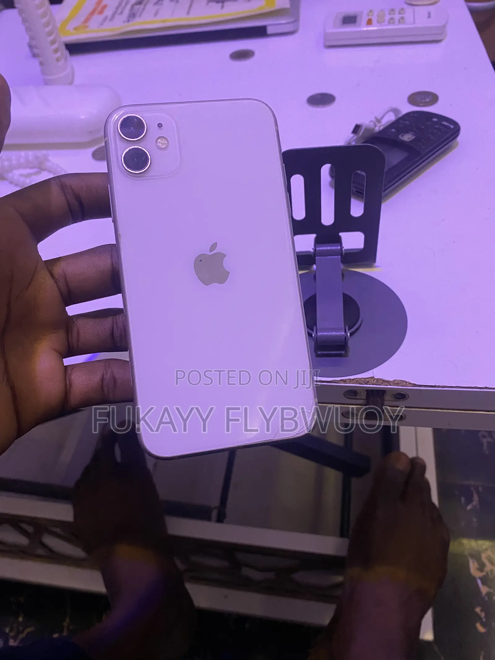 Apple iPhone 11 64 GB White