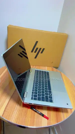 Laptop HP ProBook 430 G7 8GB AMD Ryzen 5 SSD 256GB