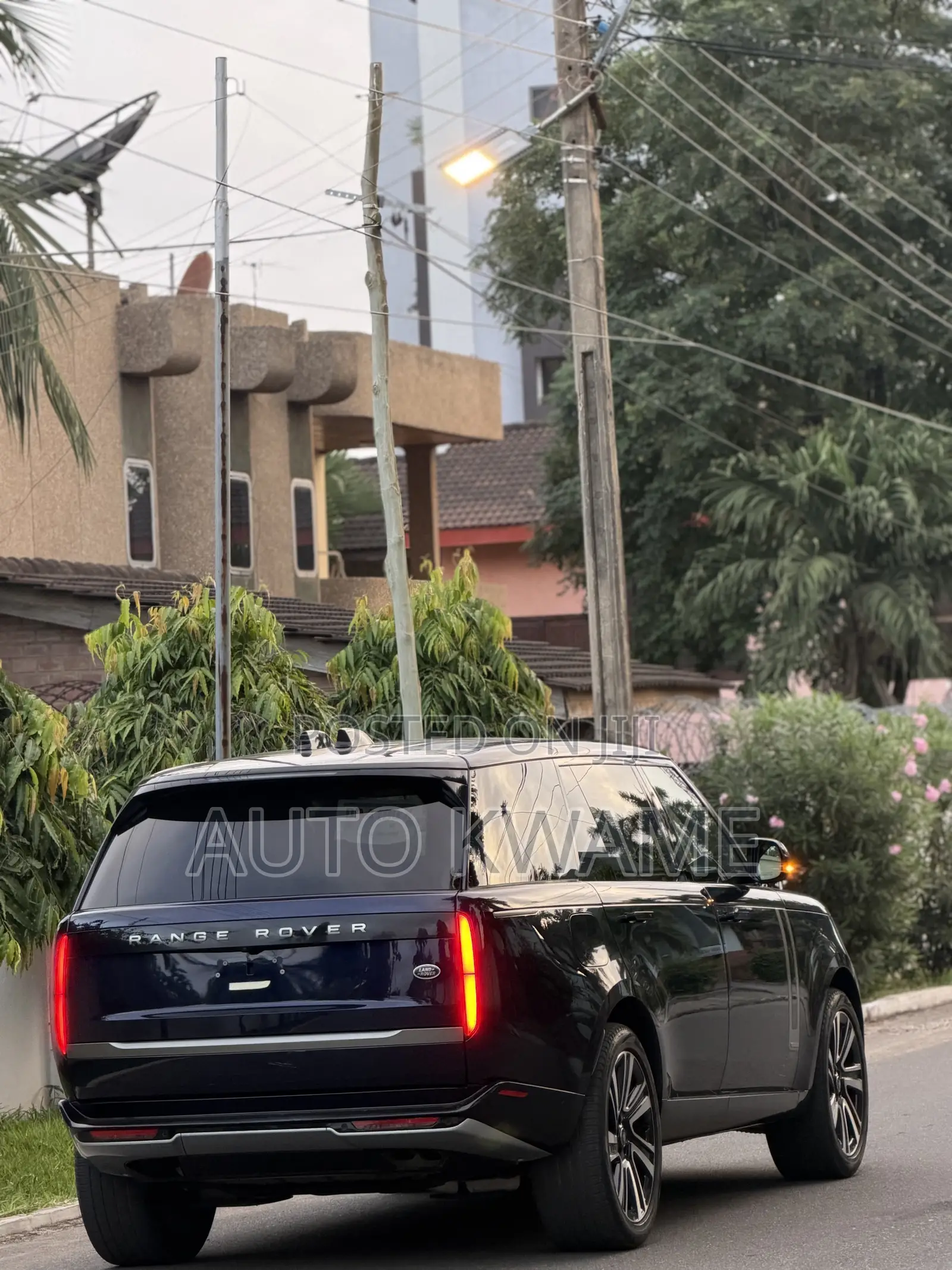 Land Rover Range Rover Vogue 2023 Blue