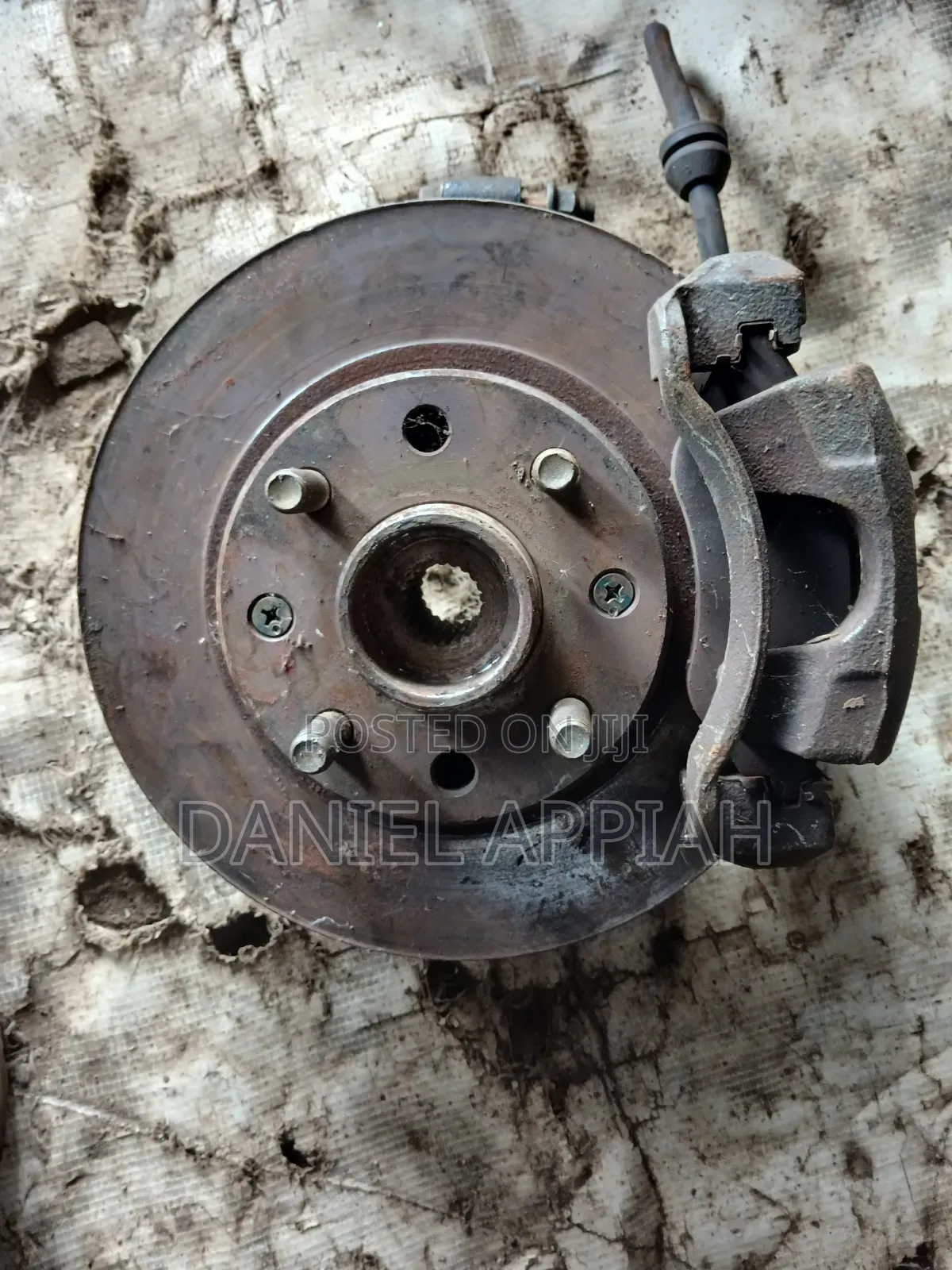 Daewoo Kalos Front Hub