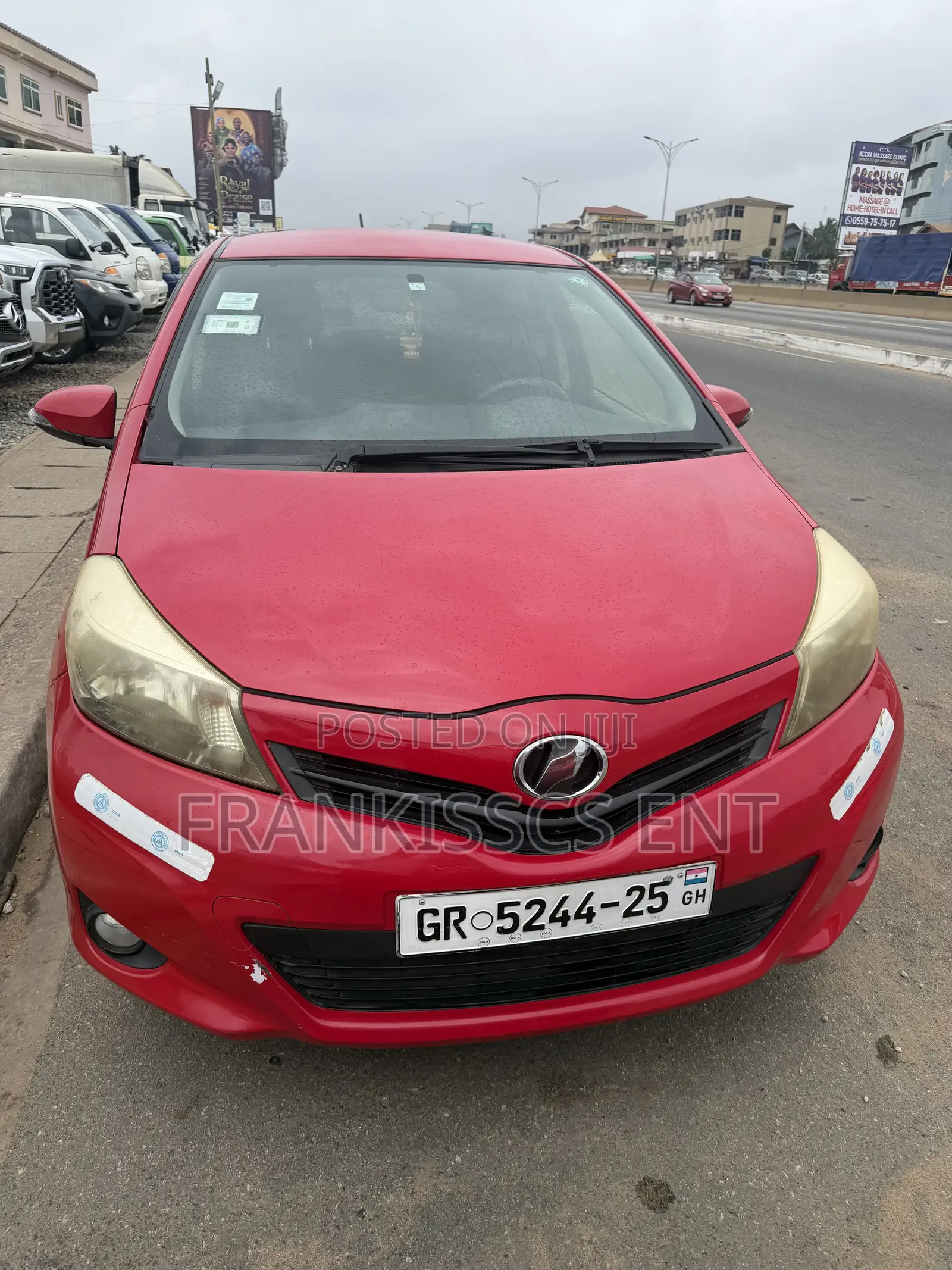 Toyota Vitz 1.3 FWD 5dr 2012 Red