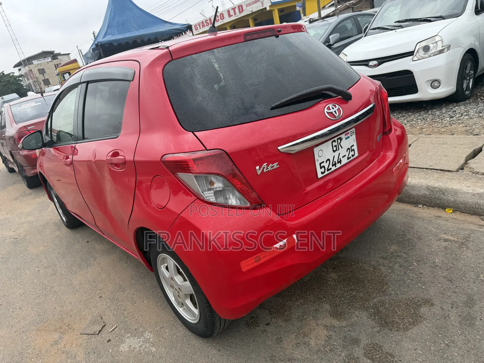 Toyota Vitz 1.3 FWD 5dr 2012 Red