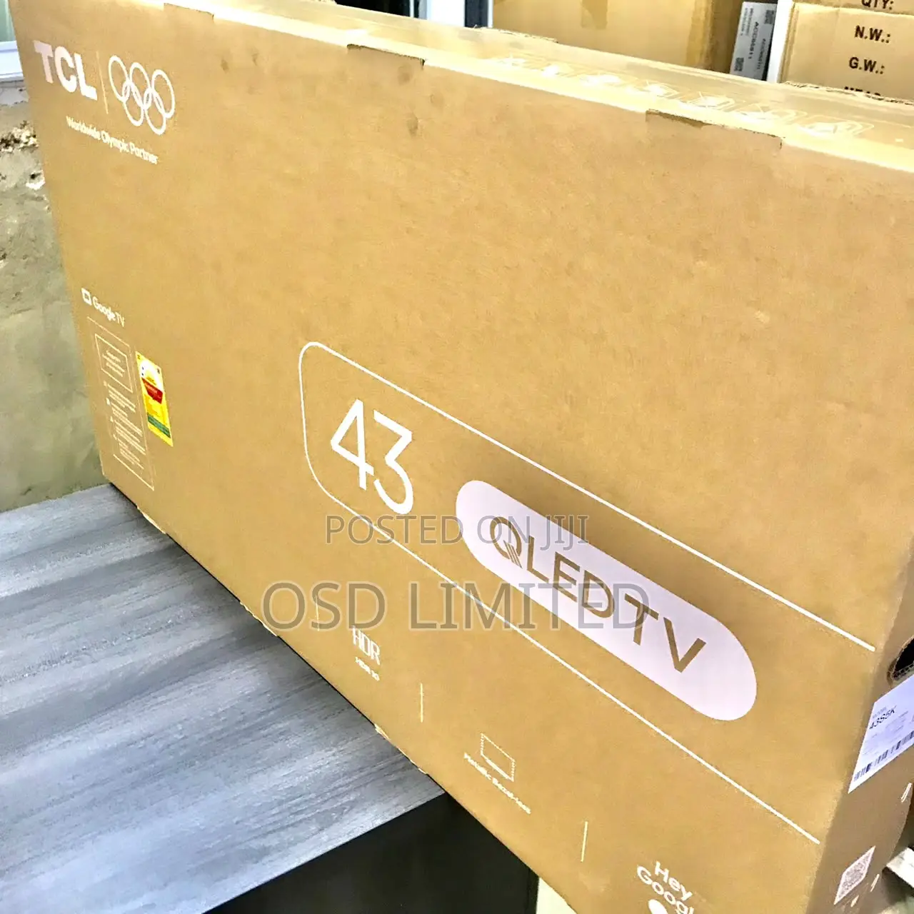 Enjoy Quality Display With TCL 43" QLED TV