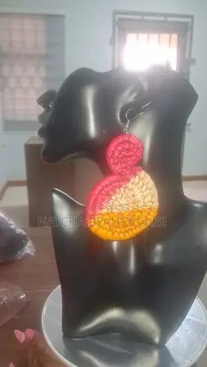 Raffia Earring