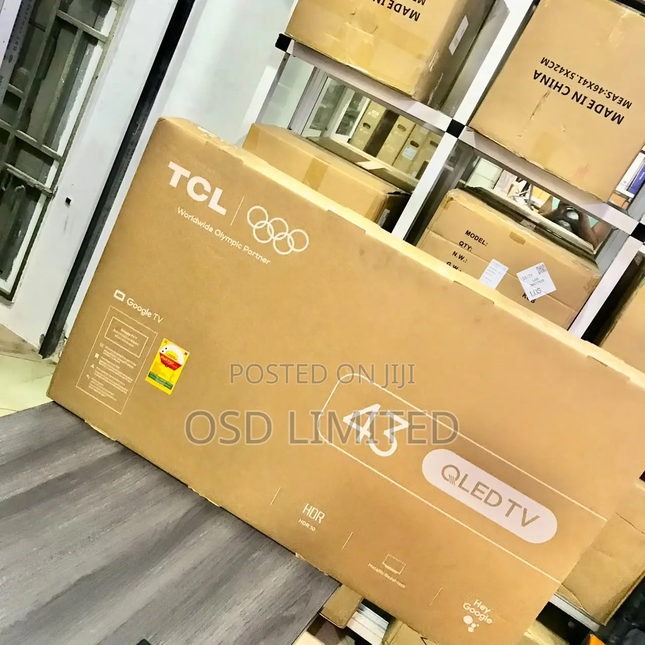 The Ultimate 43" Bedroom Office Screen: TCL QLED TV