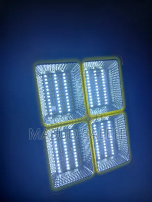 200 W Rechargeable Solar Floodlight
