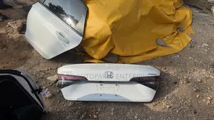 Honda Civic 2022,2023,2024,2025,2026 Tailgate/ Boot Available