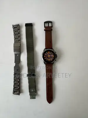 Fossil Gen 6 Watch With Additional Strap