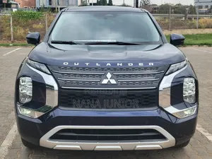 Mitsubishi Outlander SE 2024 Blue