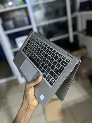 Laptop Dell Latitude 7400 2-in-1 16GB Intel Core i5 SSD 256GB