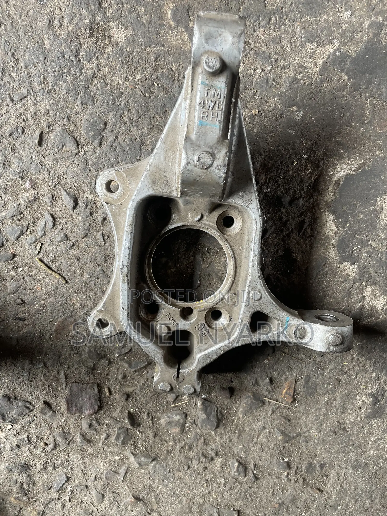 Hyundai Santafe 2024 Front Knuckle and Hub