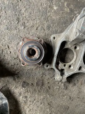 Hyundai Santafe 2024 Front Knuckle and Hub