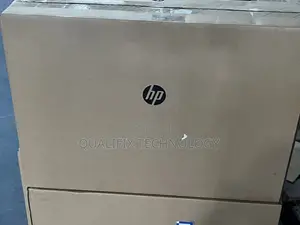 New Desktop Computer HP 200 G4 22 All-in-One 4GB Intel Core i3 HDD 1T
