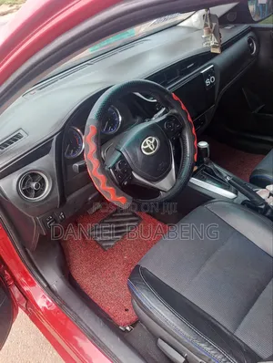 Toyota Corolla 2017 Red