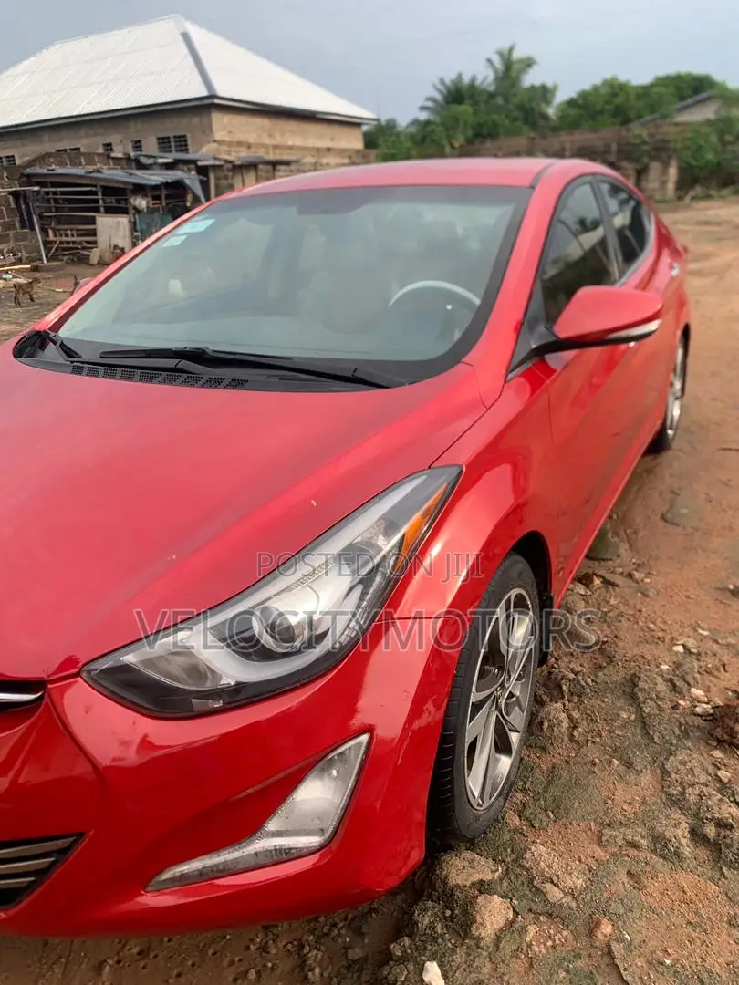 Hyundai Elantra SE 4dr Sedan (1.8L 4cyl 6A) 2015 Red