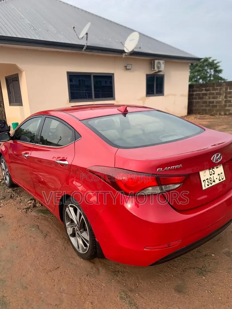 Hyundai Elantra SE 4dr Sedan (1.8L 4cyl 6A) 2015 Red
