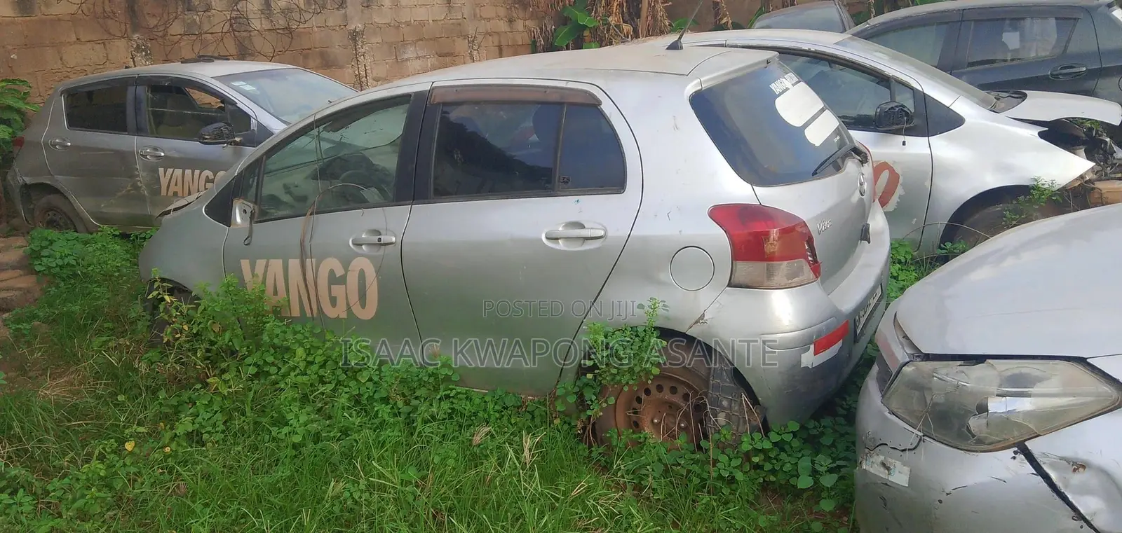 Toyota Vitz 1.0 FWD 3dr 2010 Silver