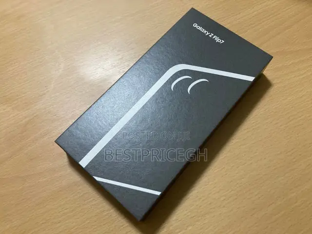New Samsung Galaxy Z Flip7 512 GB Silver