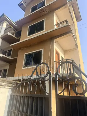 Furnished 17bdrm Apartment in Police Station for sale