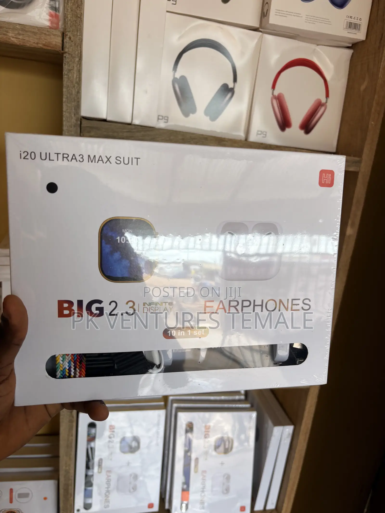 Big 2.3 I20 Ultra3 Smartwatch With AirPods