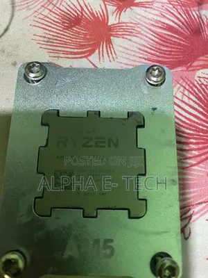 Desktop Computer 32GB AMD Ryzen 7 SSHD+SSD 1T