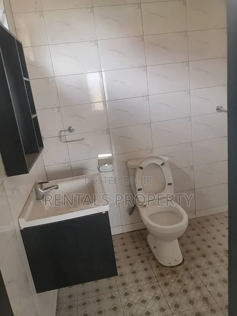 2bdrm House in Amrahia for rent