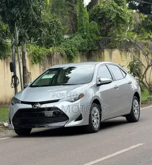 Toyota Corolla 2019 Silver
