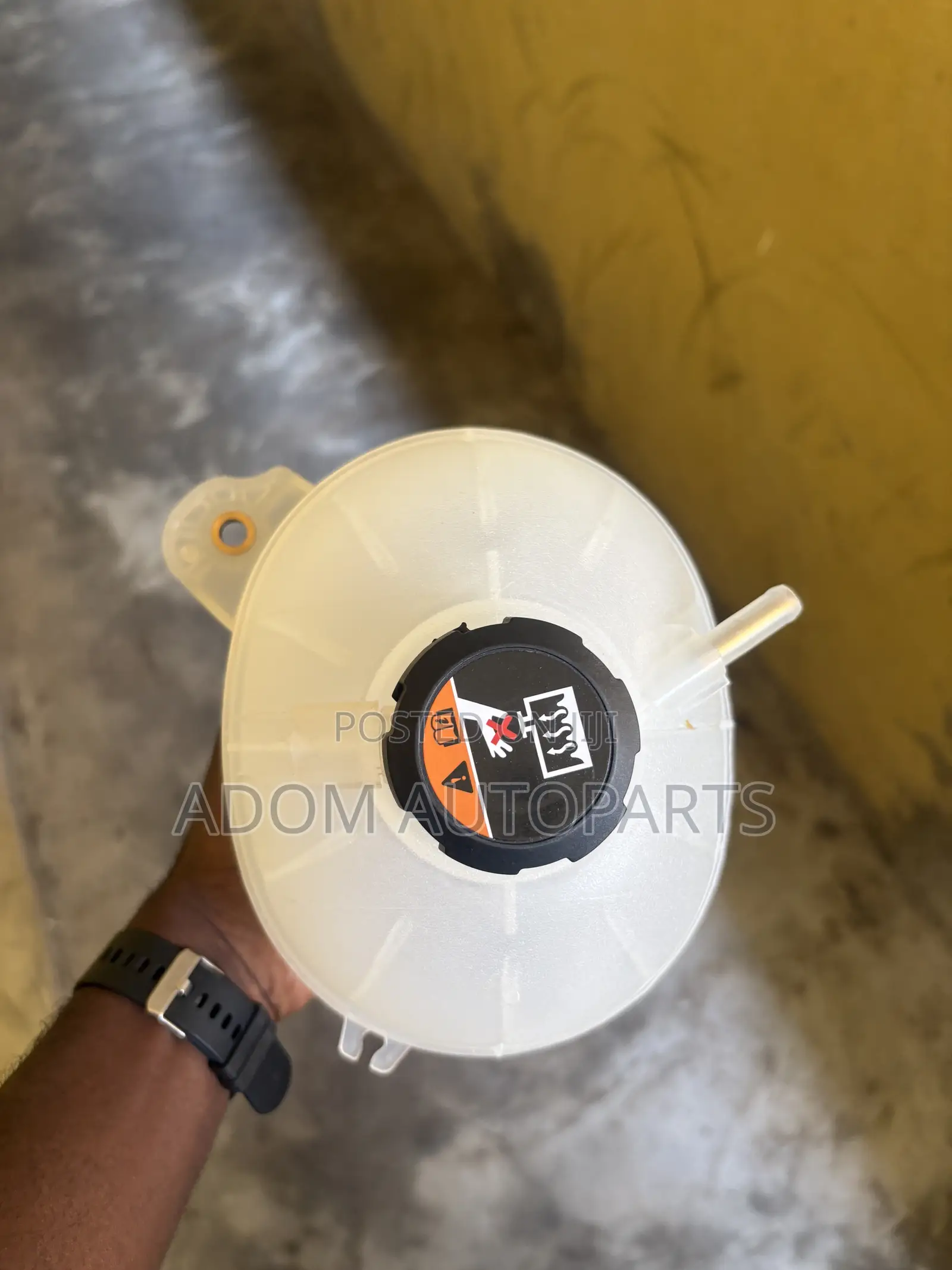 Kia Sorento Sportage Reservoir Bottle Tank