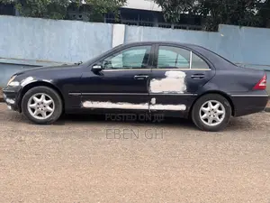 Mercedes-Benz C180 2002 Black