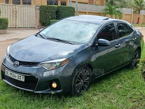 Toyota Corolla 2016 Gray