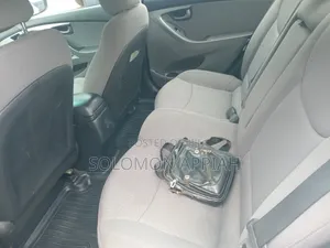Hyundai Elantra 2016 White