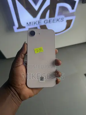 Apple iPhone 17e 256 GB Purple
