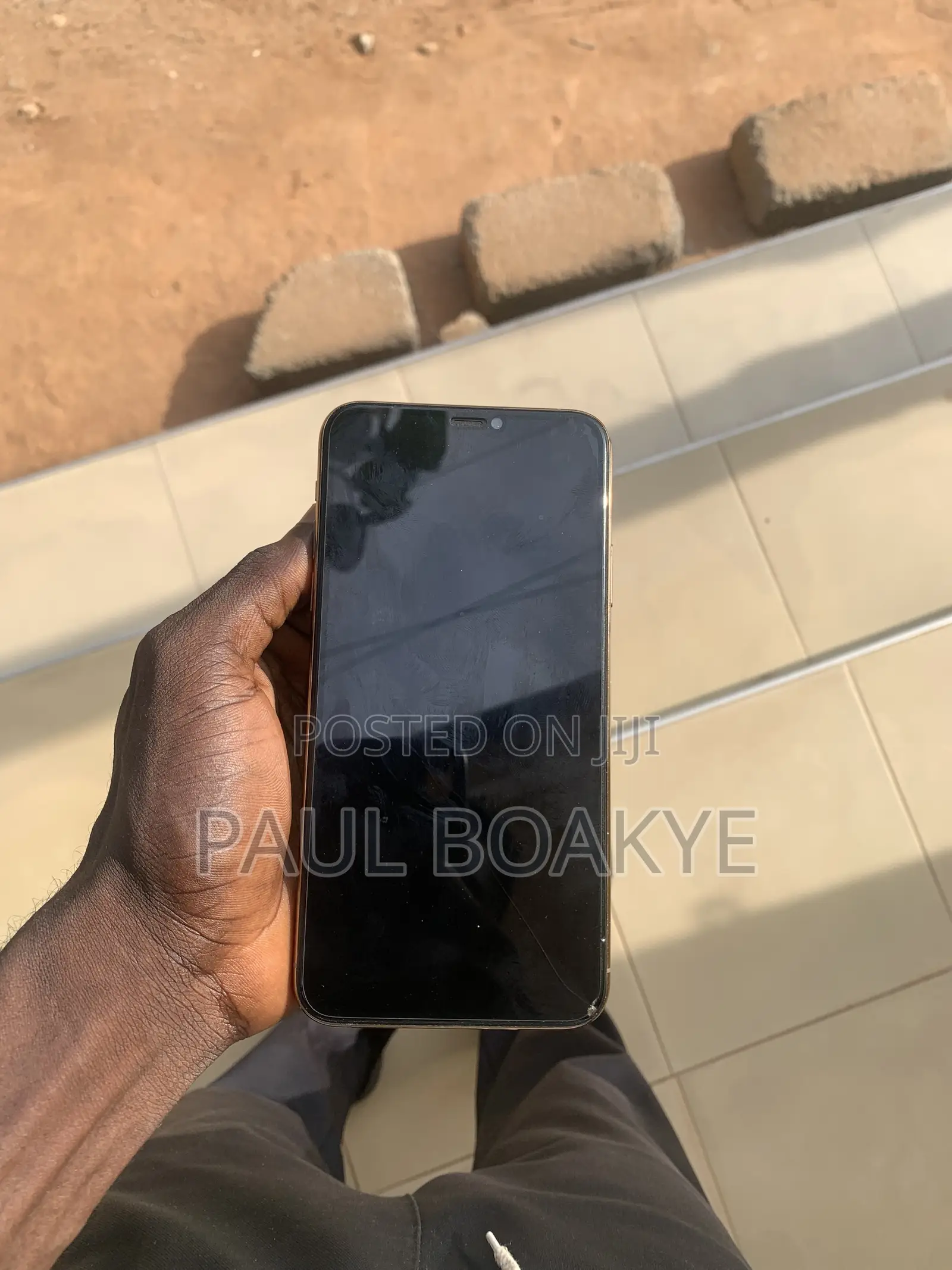 Apple iPhone 11 Pro Max 64 GB Gold