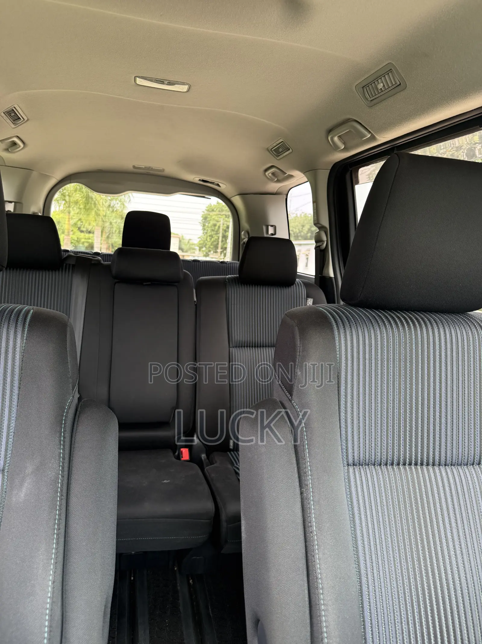 Toyota Voxy 2014 Black